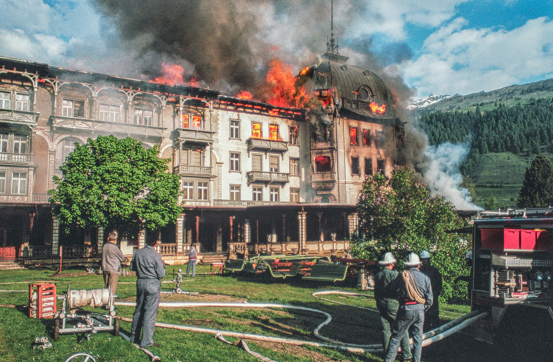 "Ausbrennen lassen", lautete die Anweisung der Kantonalen Brandversicherung an die Feuerwehr.